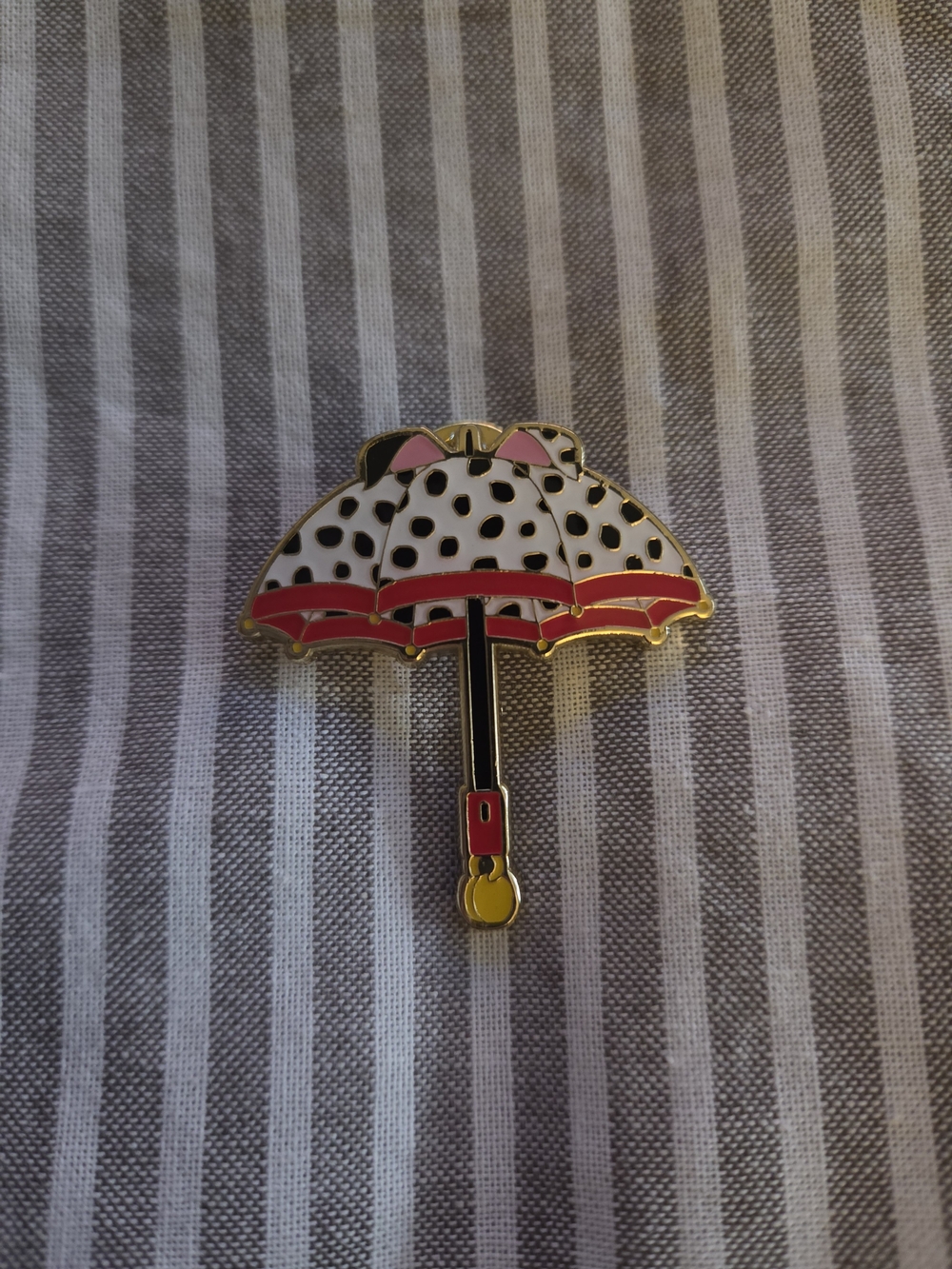 DISNEY - 101 Dalmations Enamel Pin (authentic)